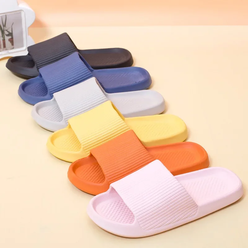 New Fashion Solid Concise Summer Home Slippers Men's Women's EVA Lightweight Indoor Bathroom Slippers Couples Slide Beach Sandal