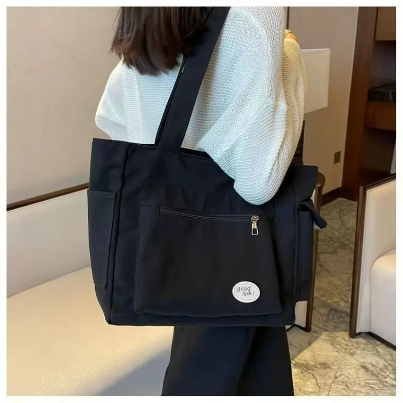 Women's Fashion Shoulder Bag Class Large Capacity Student Tote Bag 2023 New Canvas Commuter Handbag Women Bag