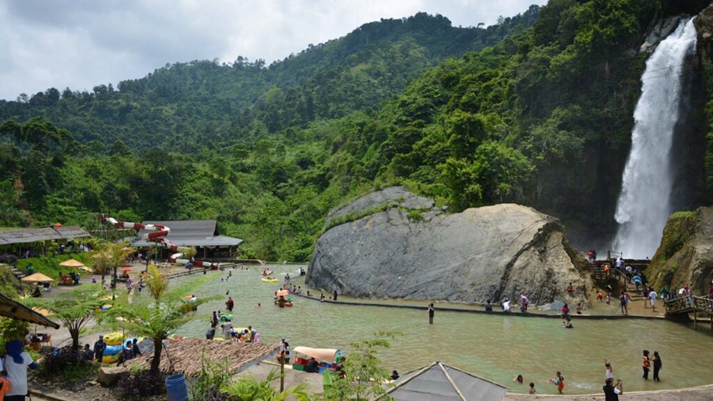 Curug Bidadari Keindahan Alam yang Mengagumkan di Jawa Barat